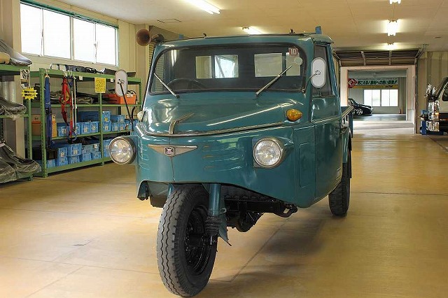 ヂャイアント号オート3輪（AA26F型） アモン旧車倶楽部