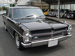 プリンスグロリア2000スーパーDX（PA30） 昭和42年式