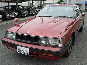 ニッサンレパード4D2000ターボZGX（PF30） 昭和