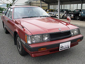 レ！ レパード4DHT2000SGXターボ（PF30） 昭和57年式