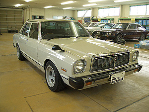 古い人力車 チェイサー4Dセダン2000XL（E－RX40） 昭和53年式