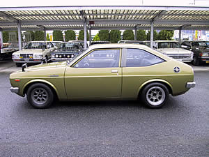 パブリカスターレット2ドアクーペXT（KP45） 昭和49年式