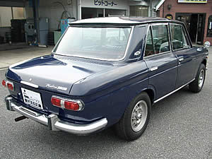 ダットサンブルーバード4D 1600SSS(R411) 昭和42年式